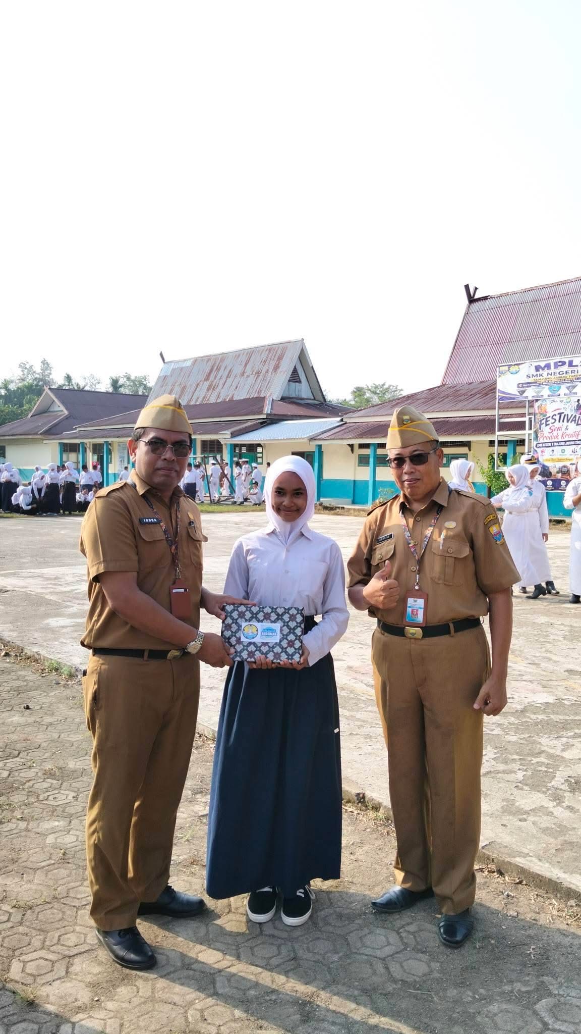 Upacara Bendera Sekaligus Penutupan MPLS Tahun Ajaran 2026/2027